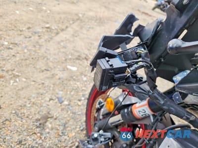 Zdjęcie 7 z 9 samochodu: 2025 KAWASAKI ZX636 K VIN:JKBZXJJ11SA021605 - miniatura