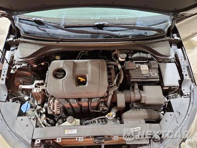 Zdjęcie 11 z 13 samochodu: 2020 HYUNDAI ELANTRA SEL VIN:KMHD84LF0LU994417 - miniatura