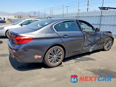 Trzecie zdjęcie samochodu z tyłu: 2018 BMW 530E VIN:WBAJA9C51JB033542 - miniatura