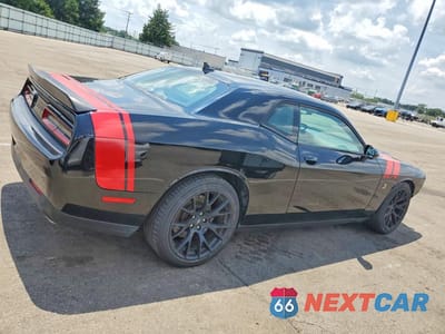 Trzecie zdjęcie samochodu z tyłu: 2017 DODGE CHALLENGER R/T 392 VIN:2C3CDZFJ2HH613688 - miniatura