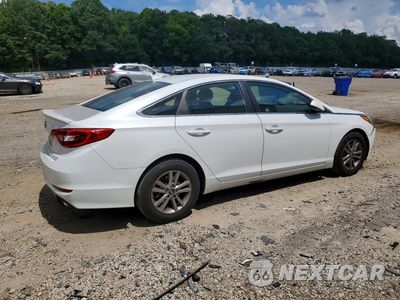 Trzecie zdjęcie samochodu z tyłu: 2016 HYUNDAI SONATA SE VIN:5NPE24AF7GH401939 - miniatura