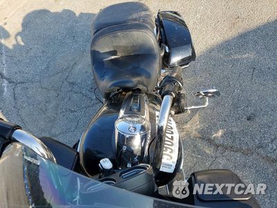 Piąte zdjęcie samochodu w środku: 2016 HARLEY-DAVIDSON FLTRU VIN:1HD1KGL11GB601717 - miniatura