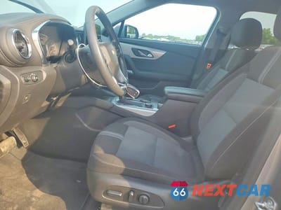 Zdjęcie 7 z 12 samochodu: 2024 CHEVROLET BLAZER 2LT VIN:3GNKBCR49RS166556 - miniatura