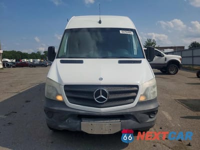 Piąte zdjęcie samochodu w środku: 2014 MERCEDES-BENZ SPRINTER 2500 DELIVERY VAN VIN:WD3PE8DC3E5836036 - miniatura