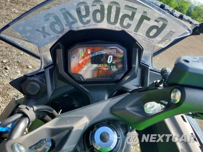 Zdjęcie 7 z 9 samochodu: 2023 KAWASAKI EX650 R VIN:ML5EXER14PDA89551 - miniatura