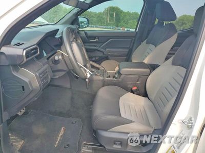 Zdjęcie 7 z 12 samochodu: 2024 TOYOTA TACOMA TRD SPORT VIN:3TMKB5FN9RM009678 - miniatura
