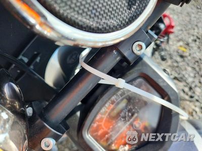 Zdjęcie 8 z 9 samochodu: 2007 YAMAHA XVS1300 CT VIN:JYAVP25E27A004309 - miniatura
