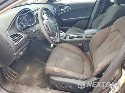 Zdjęcie 7 z 12 samochodu: 2016 CHRYSLER 200 LIMITED VIN:1C3CCCAB9GN160157 - miniatura