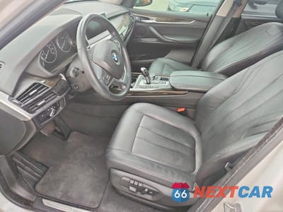 Zdjęcie 7 z 12 samochodu: 2015 BMW X5 XDRIVE35I VIN:5UXKR0C5XF0P11458 - miniatura