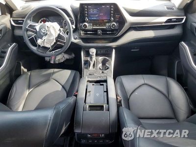 Zdjęcie 8 z 14 samochodu: 2022 TOYOTA HIGHLANDER XLE VIN:5TDGZRAH2NS549152 - miniatura