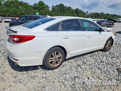 Trzecie zdjęcie samochodu z tyłu: 2015 HYUNDAI SONATA SE VIN:5NPE24AF0FH179291 - miniatura