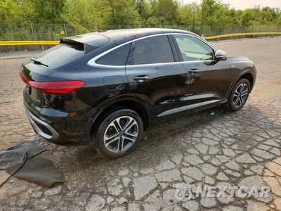 Trzecie zdjęcie samochodu z tyłu: 2025 AUDI Q5 SPORTBACK PREMIUM PLUS VIN:WA1EAAGU5S2038228 - miniatura