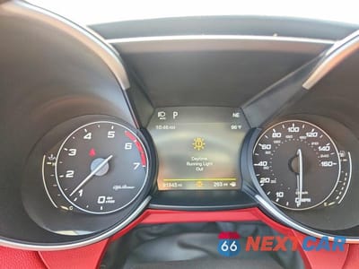 Zdjęcie 9 z 13 samochodu: 2019 ALFA ROMEO GIULIA TI VIN:ZARFANBN4K7603644 - miniatura
