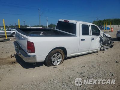 Trzecie zdjęcie samochodu z tyłu: 2018 RAM 1500 ST VIN:1C6RR6FTXJS305178 - miniatura