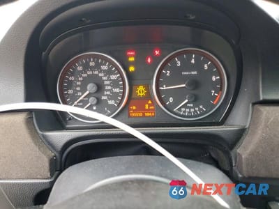Zdjęcie 9 z 12 samochodu: 2007 BMW 328 XI VIN:WBAVC93567KZ71573 - miniatura