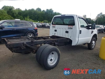 Trzecie zdjęcie samochodu z tyłu: 2008 FORD F350 SUPER DUTY VIN:1FDWF37R78EB07961 - miniatura