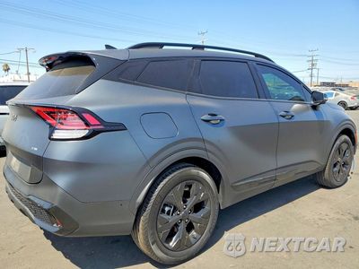 Trzecie zdjęcie samochodu z tyłu: 2025 KIA SPORTAGE X-LINE PRESTIGE VIN:KNDPZDDH9S7279003 - miniatura
