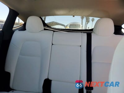 Zdjęcie 10 z 13 samochodu: 2024 TESLA MODEL Y VIN:7SAYGDEE5RF151198 - miniatura