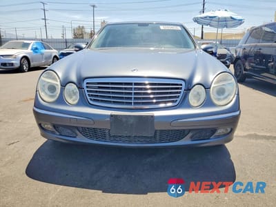 Piąte zdjęcie samochodu w środku: 2006 MERCEDES-BENZ E 350 VIN:WDBUF56J66A911299 - miniatura