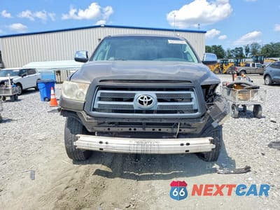 Piąte zdjęcie samochodu w środku: 2011 TOYOTA TUNDRA DOUBLE CAB SR5 VIN:5TFRU5F12BX025758 - miniatura