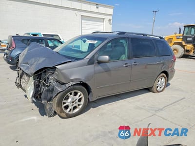 2004 TOYOTA SIENNA XLE 7 PASSENGER 5TDZA22CX4S156279 - główne zdjęcie licytacji z USA - miniatura