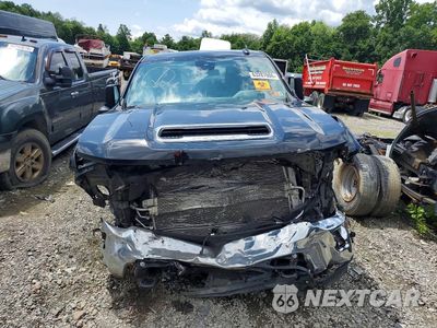Piąte zdjęcie samochodu w środku: 2025 CHEVROLET SILVERADO K2500 HEAVY DUTY LT VIN:2GC1KNEY3S1232061 - miniatura