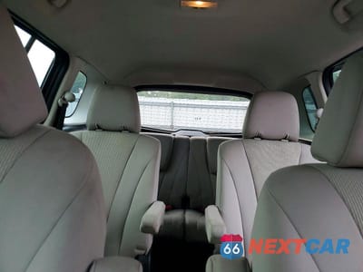 Zdjęcie 10 z 13 samochodu: 2015 MAZDA 5 SPORT VIN:JM1CW2BL4F0181806 - miniatura