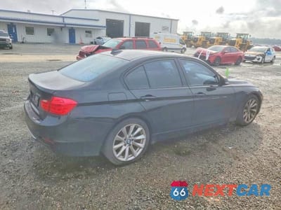 Trzecie zdjęcie samochodu z tyłu: 2013 BMW 328 I SULEV VIN:WBA3C1G51DNR49378 - miniatura