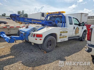 Trzecie zdjęcie samochodu z tyłu: 2008 FORD F550 SUPER DUTY VIN:1FDAX56R38EA93769 - miniatura