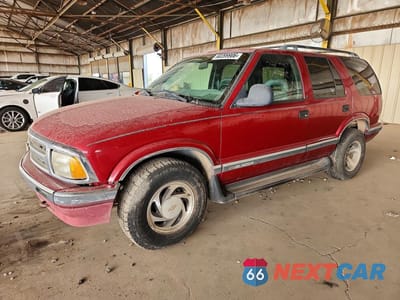 1995 CHEVROLET BLAZER 1GNDT13W3S2253973 - główne zdjęcie licytacji z USA - miniatura