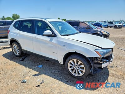 Czwarte zdjęcie samochodu z boku: 2016 BMW X3 XDRIVE28I VIN:5UXWX9C56G0D68082 - miniatura