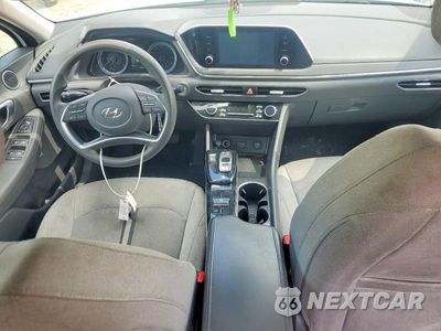 Zdjęcie 8 z 13 samochodu: 2021 HYUNDAI SONATA SEL VIN:5NPEL4JA5MH100907 - miniatura