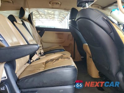 Zdjęcie 10 z 12 samochodu: 2018 KIA SEDONA LX VIN:KNDMB5C13J6400596 - miniatura