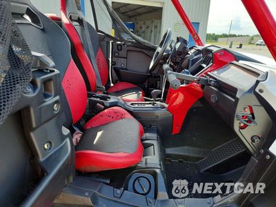 Piąte zdjęcie samochodu w środku: 2023 HONDA SXS1000 S2X VIN:1HFVE0598P4400332 - miniatura
