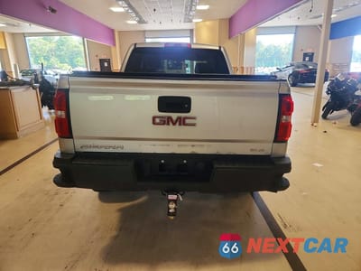 Zdjęcie 6 z 12 samochodu: 2018 GMC SIERRA K1500 SLE VIN:3GTU2MEC8JG147024 - miniatura