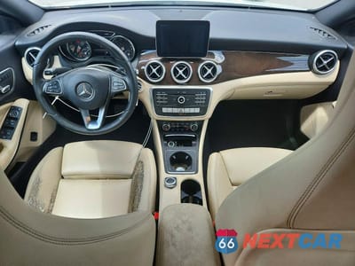 Zdjęcie 8 z 12 samochodu: 2018 MERCEDES-BENZ CLA 250 VIN:WDDSJ4EB2JN594446 - miniatura