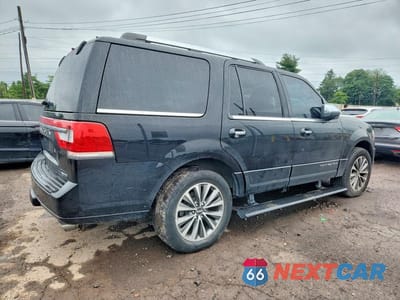 Trzecie zdjęcie samochodu z tyłu: 2016 LINCOLN NAVIGATOR SELECT VIN:5LMJJ2JT8GEL12322 - miniatura