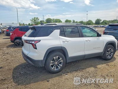 Trzecie zdjęcie samochodu z tyłu: 2025 CHEVROLET EQUINOX LT VIN:3GNAXHEGXSL127579 - miniatura