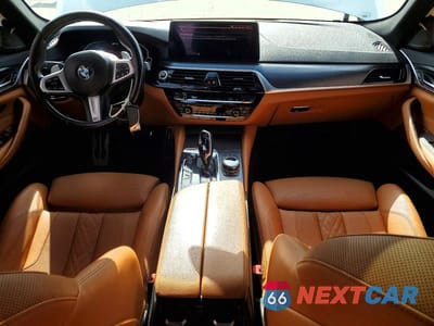 Zdjęcie 8 z 12 samochodu: 2021 BMW 530E VIN:WBA13AG04MCH28187 - miniatura