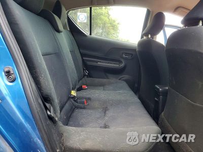 Zdjęcie 10 z 12 samochodu: 2016 TOYOTA PRIUS C TWO VIN:JTDKDTB39G1123225 - miniatura