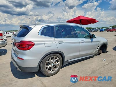 Trzecie zdjęcie samochodu z tyłu: 2020 BMW X3 SDRIVE30I VIN:5UXTY3C0XL9C28981 - miniatura