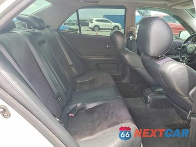 Zdjęcie 10 z 13 samochodu: 2001 LEXUS IS 300 VIN:JTHBD182910030381 - miniatura
