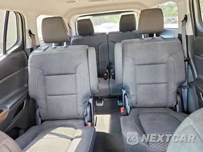 Zdjęcie 10 z 13 samochodu: 2017 GMC ACADIA SLE VIN:1GKKNLLS3HZ202223 - miniatura