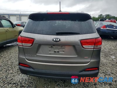 Zdjęcie 6 z 14 samochodu: 2016 KIA SORENTO LX VIN:5XYPGDA35GG148224 - miniatura