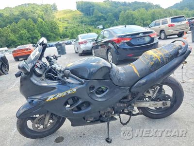 Trzecie zdjęcie samochodu z tyłu: 2002 SUZUKI GSX600 F VIN:JS1GN79A422103752 - miniatura