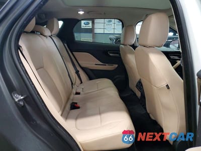 Zdjęcie 11 z 13 samochodu: 2019 JAGUAR F-PACE VIN:SADCS2FXXKA356710 - miniatura