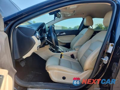 Zdjęcie 7 z 13 samochodu: 2018 MERCEDES-BENZ GLA 250 VIN:WDCTG4EB9JJ406293 - miniatura