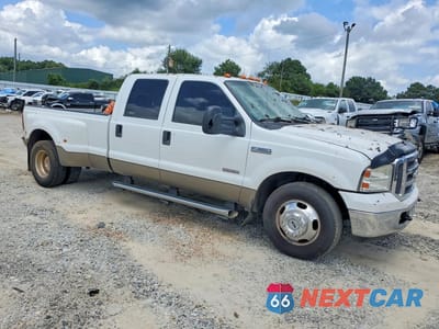 Czwarte zdjęcie samochodu z boku: 2005 FORD F350 SUPER DUTY VIN:1FTWW32P65EA72707 - miniatura