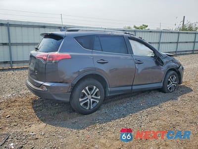 Trzecie zdjęcie samochodu z tyłu: 2018 TOYOTA RAV4 LE VIN:JTMBFREV9JJ744319 - miniatura