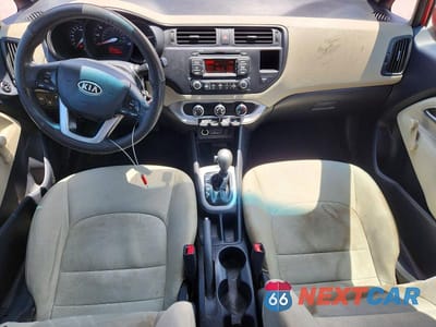 Zdjęcie 8 z 12 samochodu: 2013 KIA RIO LX VIN:KNADM4A34D6132961 - miniatura
